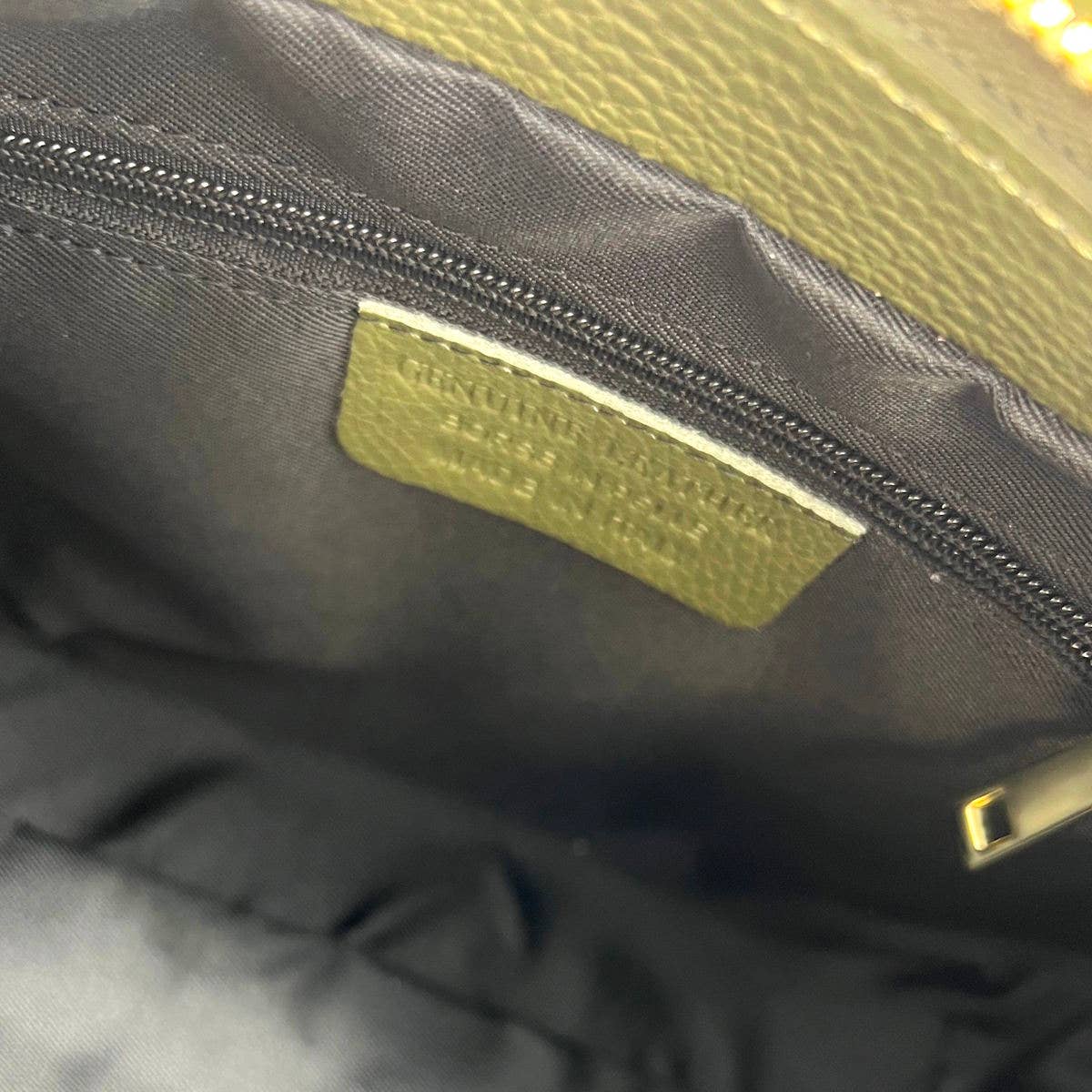 Genuine leather shoulder bag