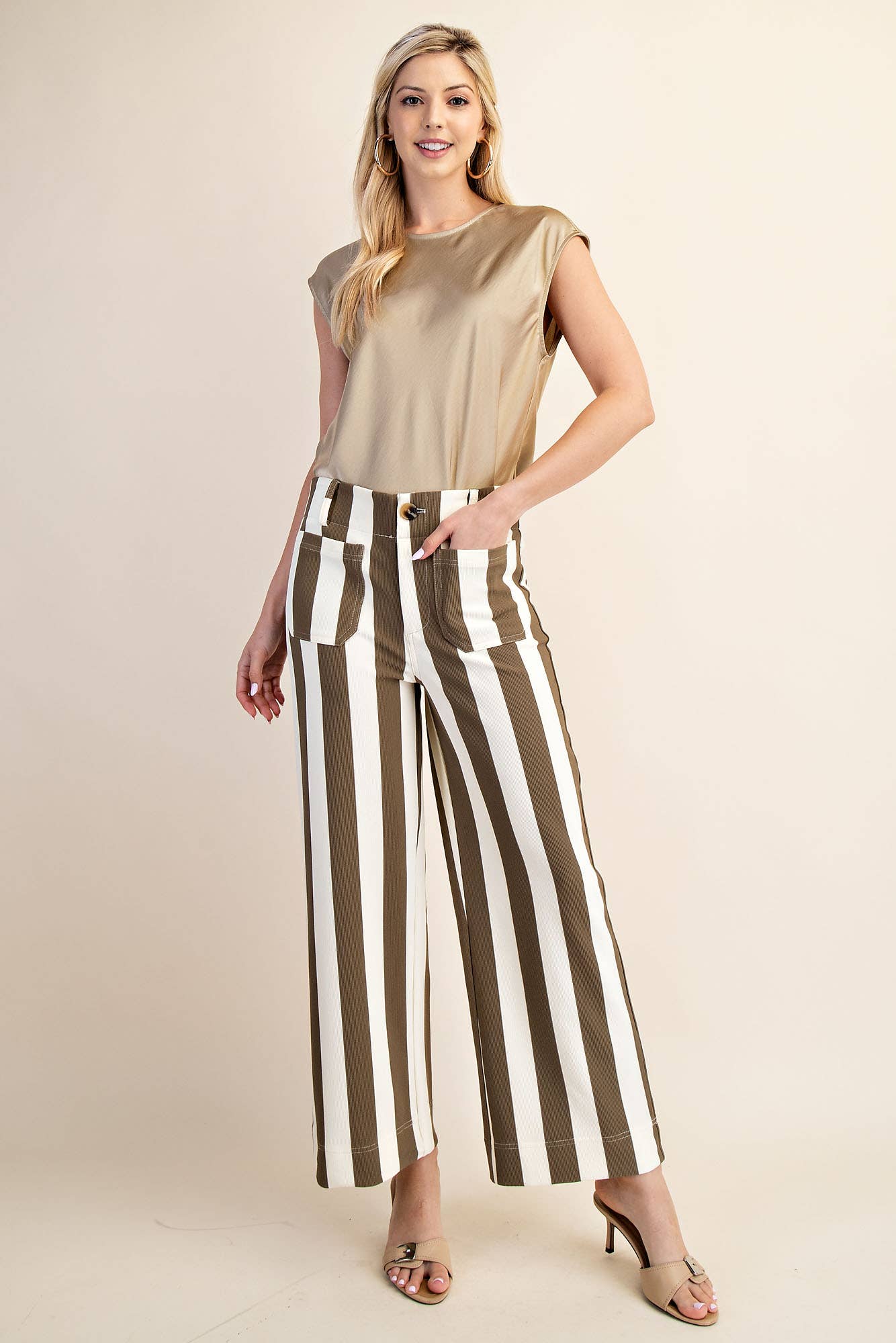 Muscle-Sleeve Blouse