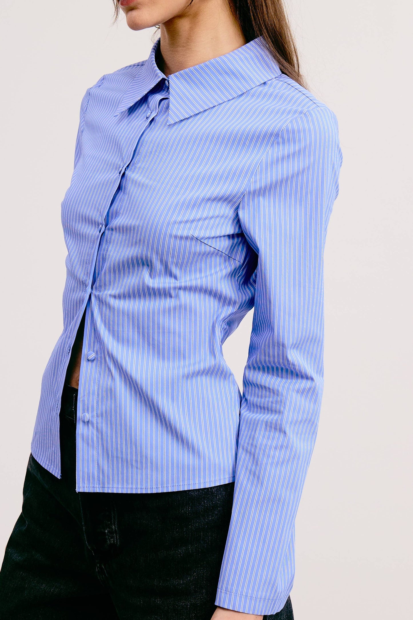 Fitted Pin Stripe Shirt w/Flared Sleeve