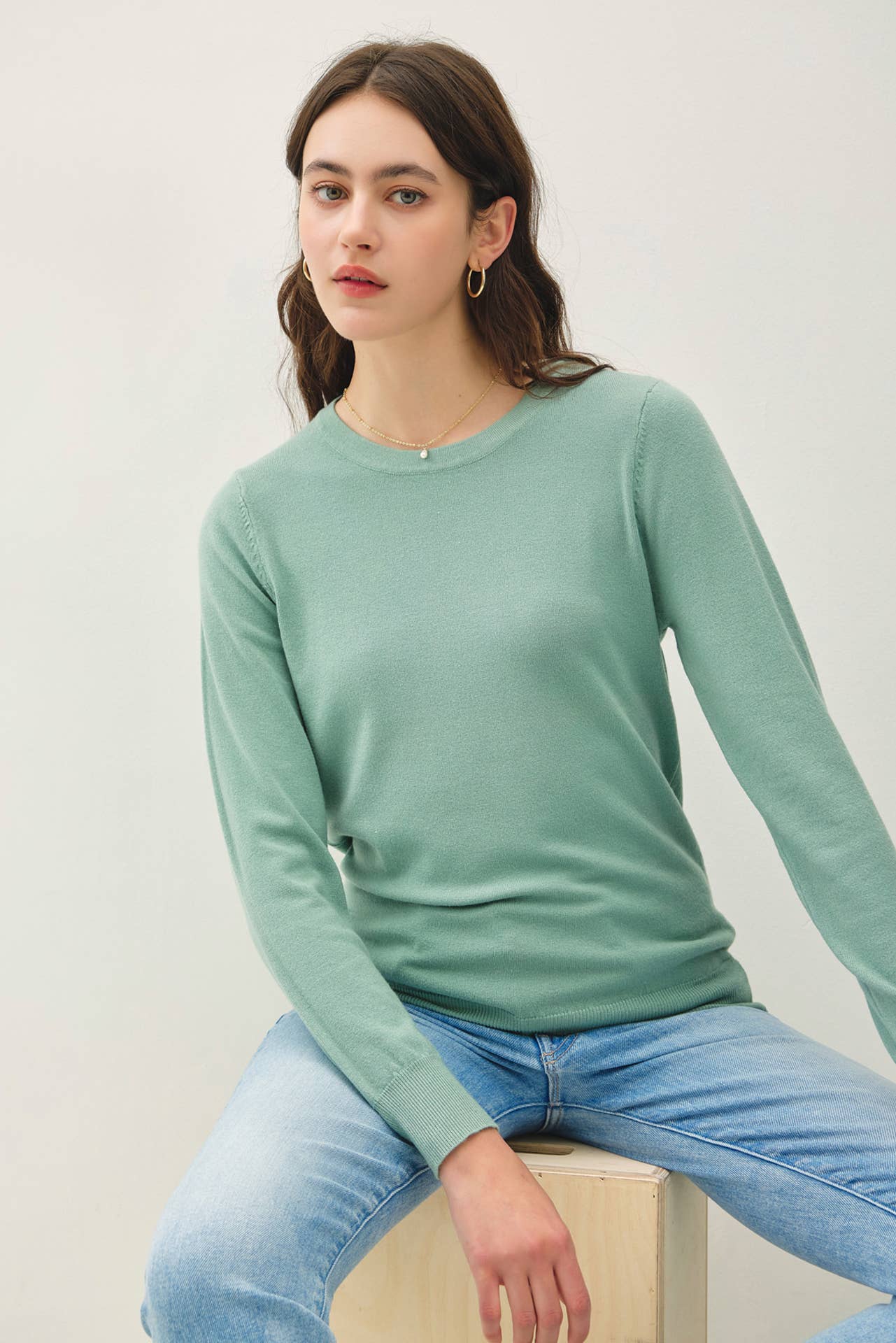 Basic Crew Neck Sweater