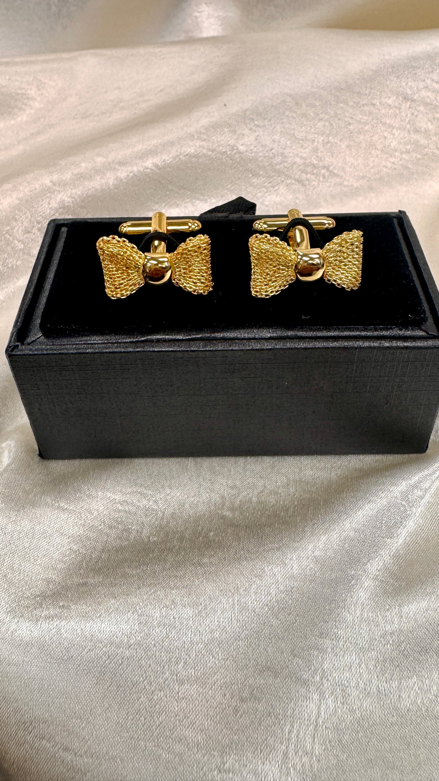 Bow Cufflinks